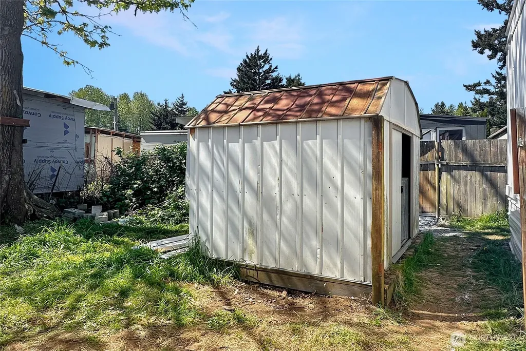 1942 Trigg Road Ferndale WA 98248