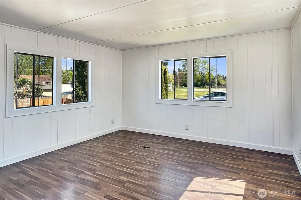 1942 Trigg Road Ferndale WA 98248