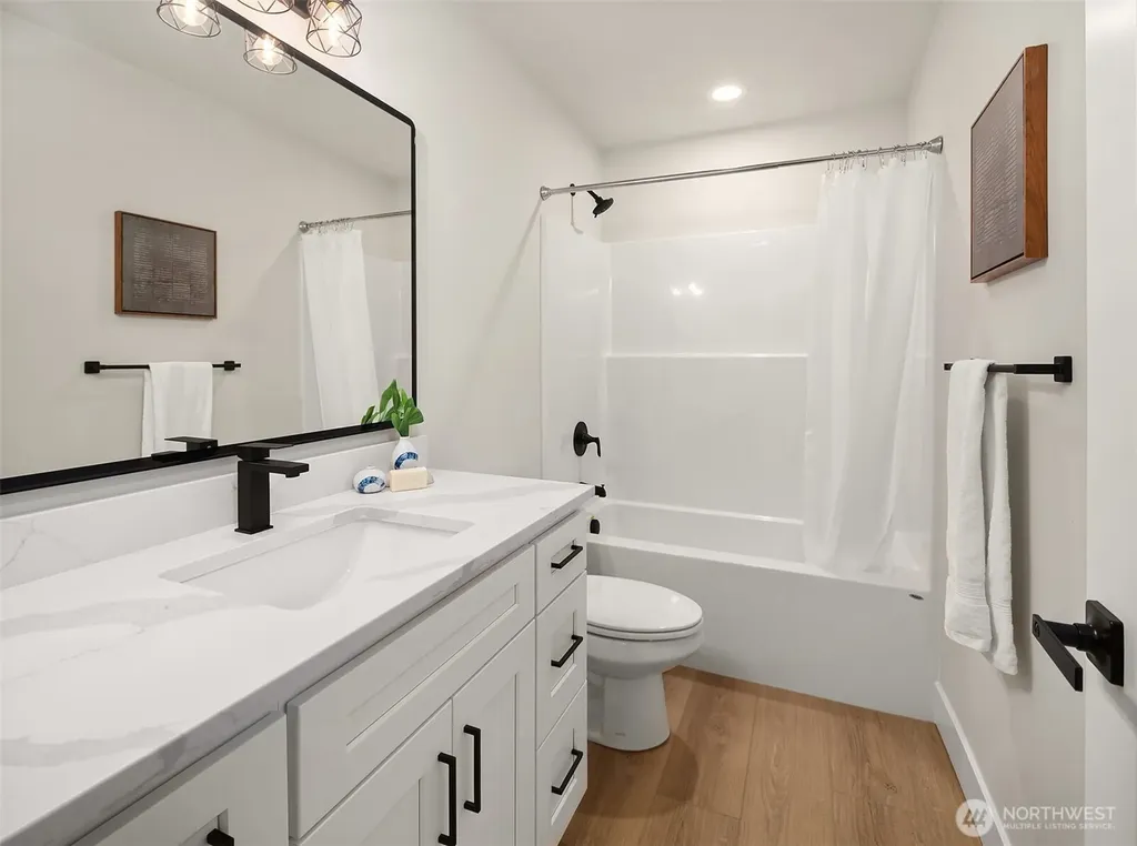 4 Twin Flower Circle Bellingham WA 98229