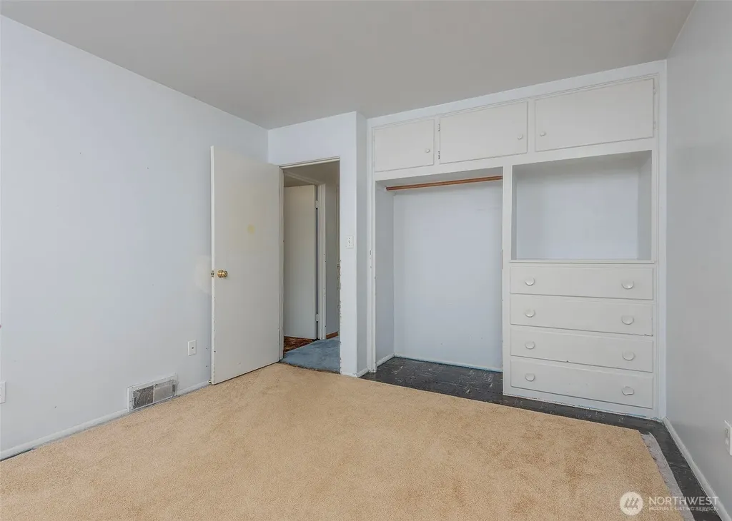12514 2nd Avenue NW Seattle WA 98177