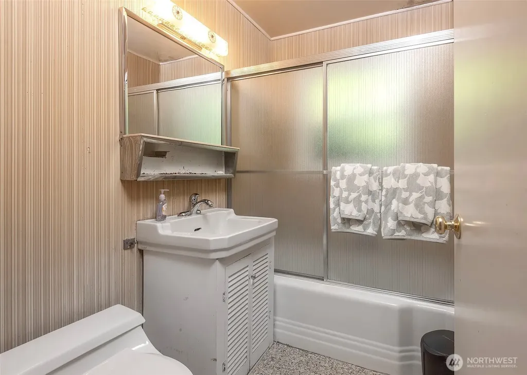 12514 2nd Avenue NW Seattle WA 98177