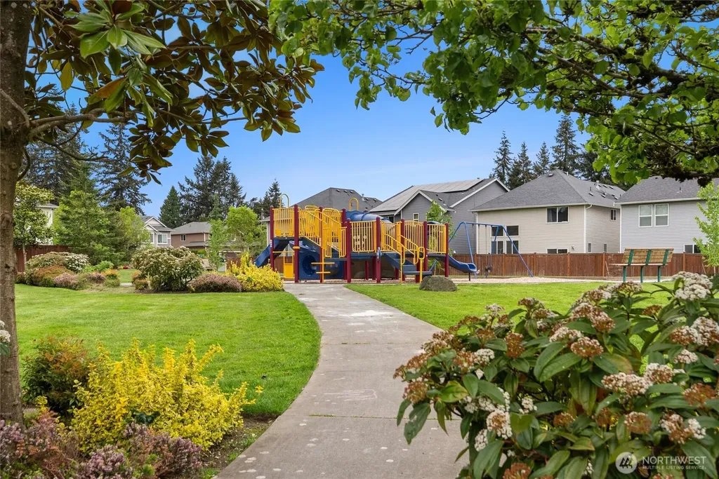 1302 125th Street SE Everett WA 98208
