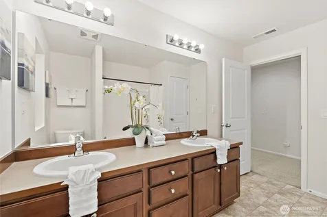 1302 125th Street SE Everett WA 98208