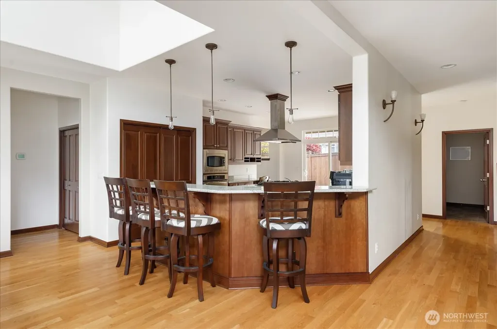 2777 SW Fairway Point Drive Oak Harbor WA 98277