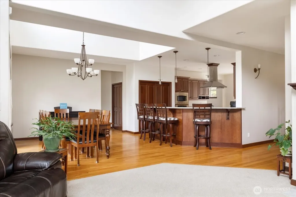 2777 SW Fairway Point Drive Oak Harbor WA 98277