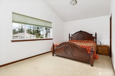 2777 SW Fairway Point Drive Oak Harbor WA 98277