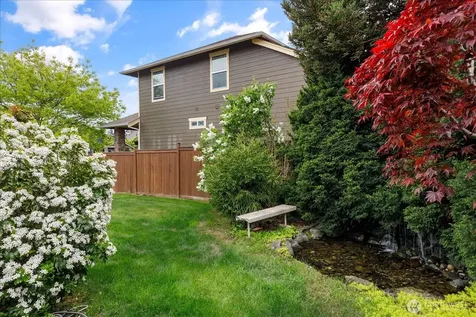 2777 SW Fairway Point Drive Oak Harbor WA 98277