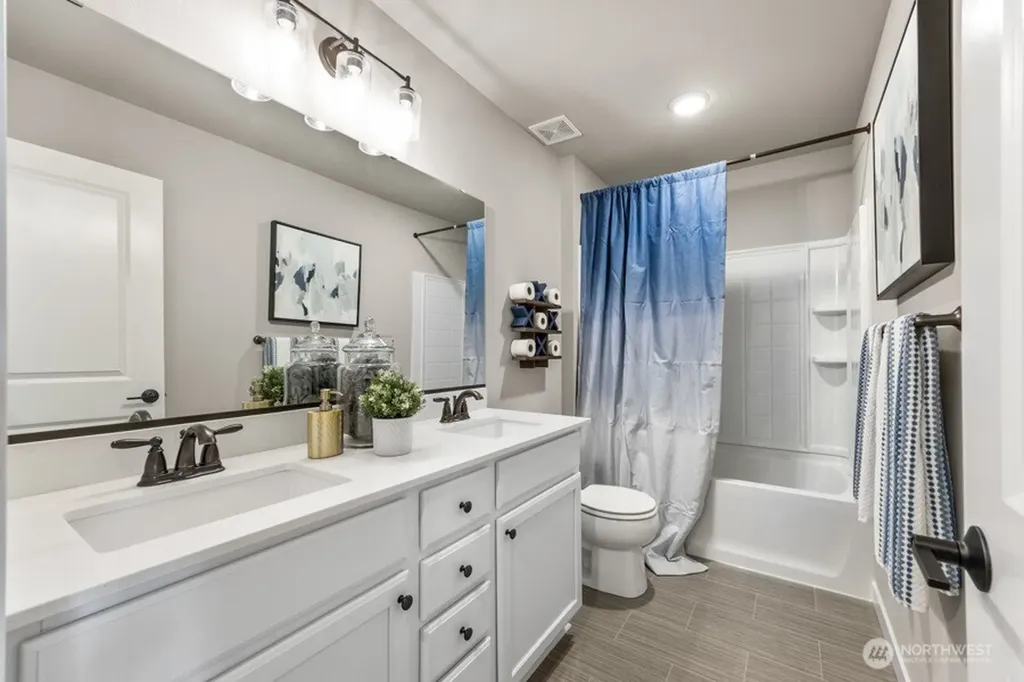 3950 Flat Top Drive Bremerton WA 98312
