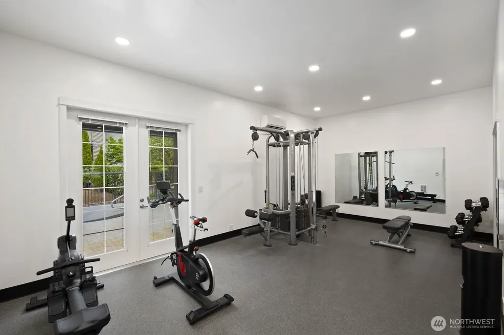 215 9th Street Kirkland WA 98033