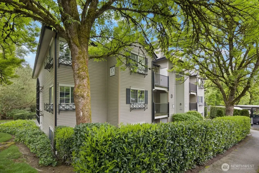 215 9th Street Kirkland WA 98033