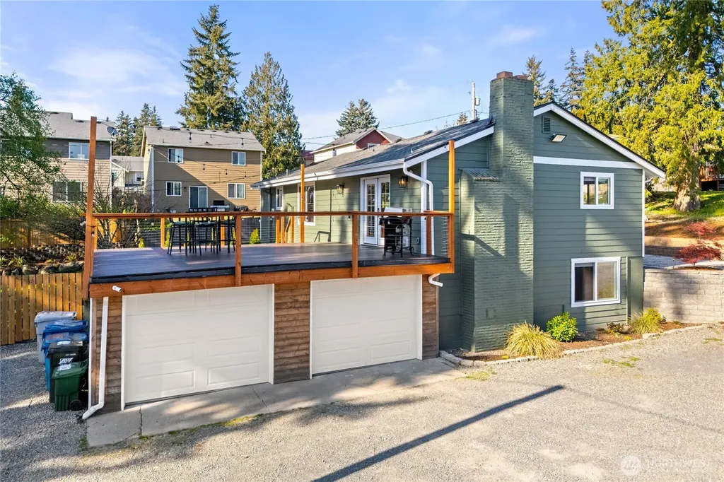 469 Hoquiam Avenue NE Renton WA 98059