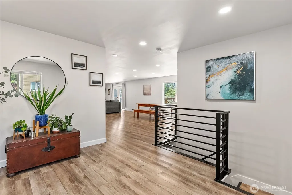 469 Hoquiam Avenue NE Renton WA 98059