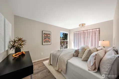8910 NE 195th Street NE Bothell WA 98011