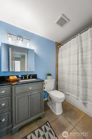 8910 NE 195th Street NE Bothell WA 98011