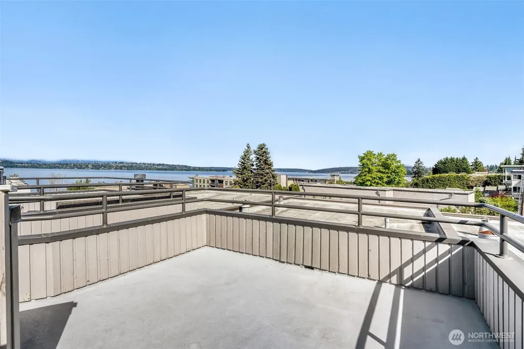 10108 NE 63rd Street Kirkland WA 98033
