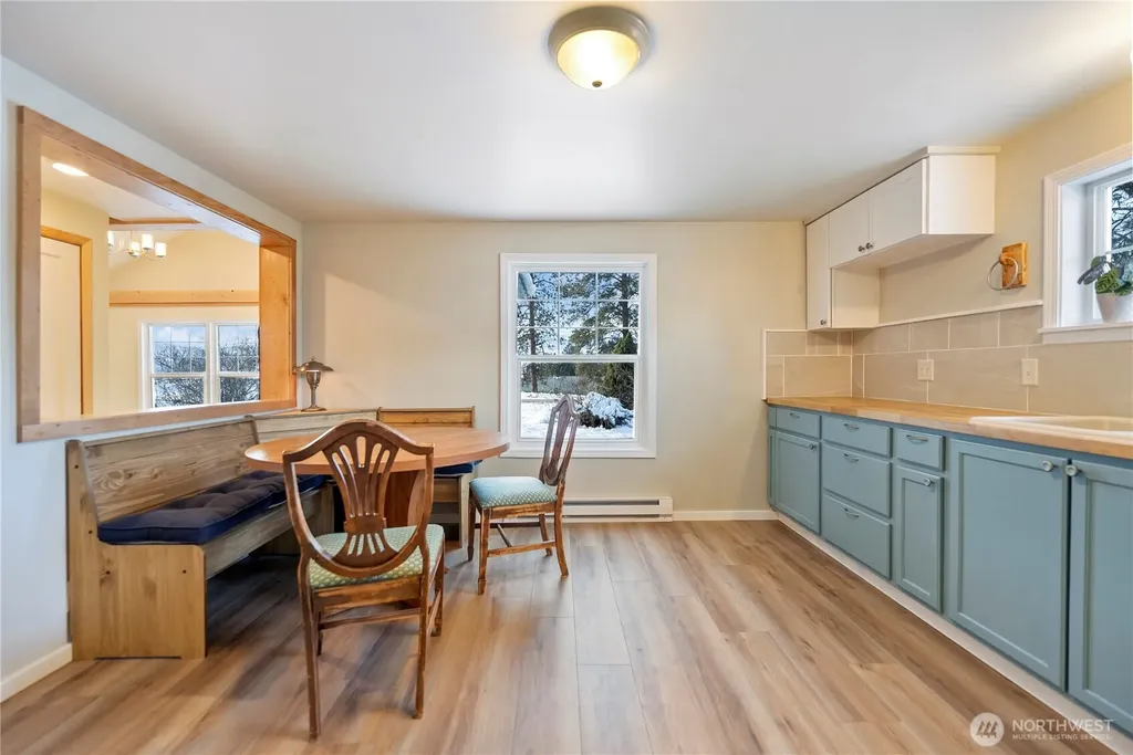 146 E Chewuch Road Winthrop WA 98862