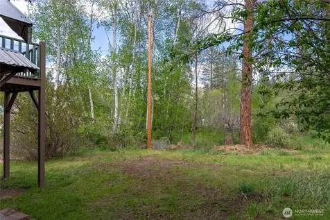 146 E Chewuch Road Winthrop WA 98862