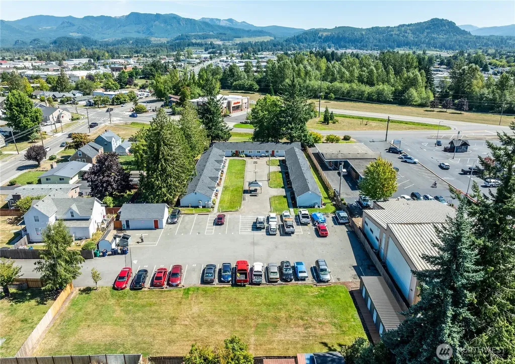 2054 Roosevelt Avenue Enumclaw WA 98022