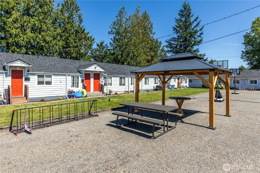 2054 Roosevelt Avenue Enumclaw WA 98022