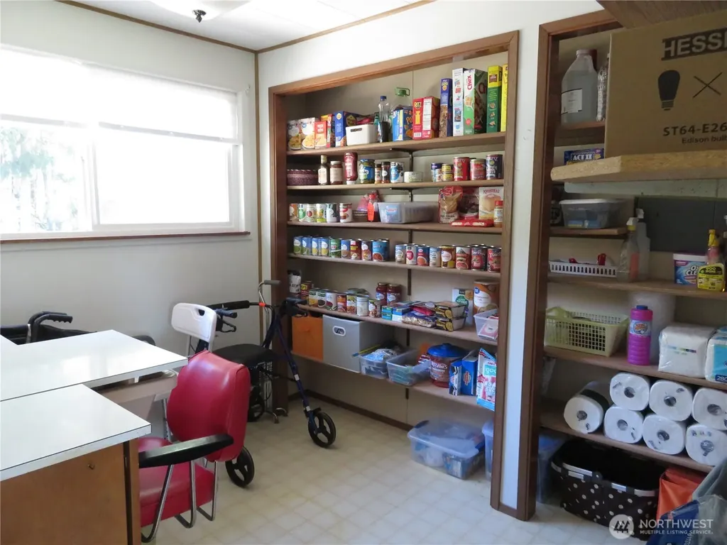 19 Linda Lane Montesano WA 98563