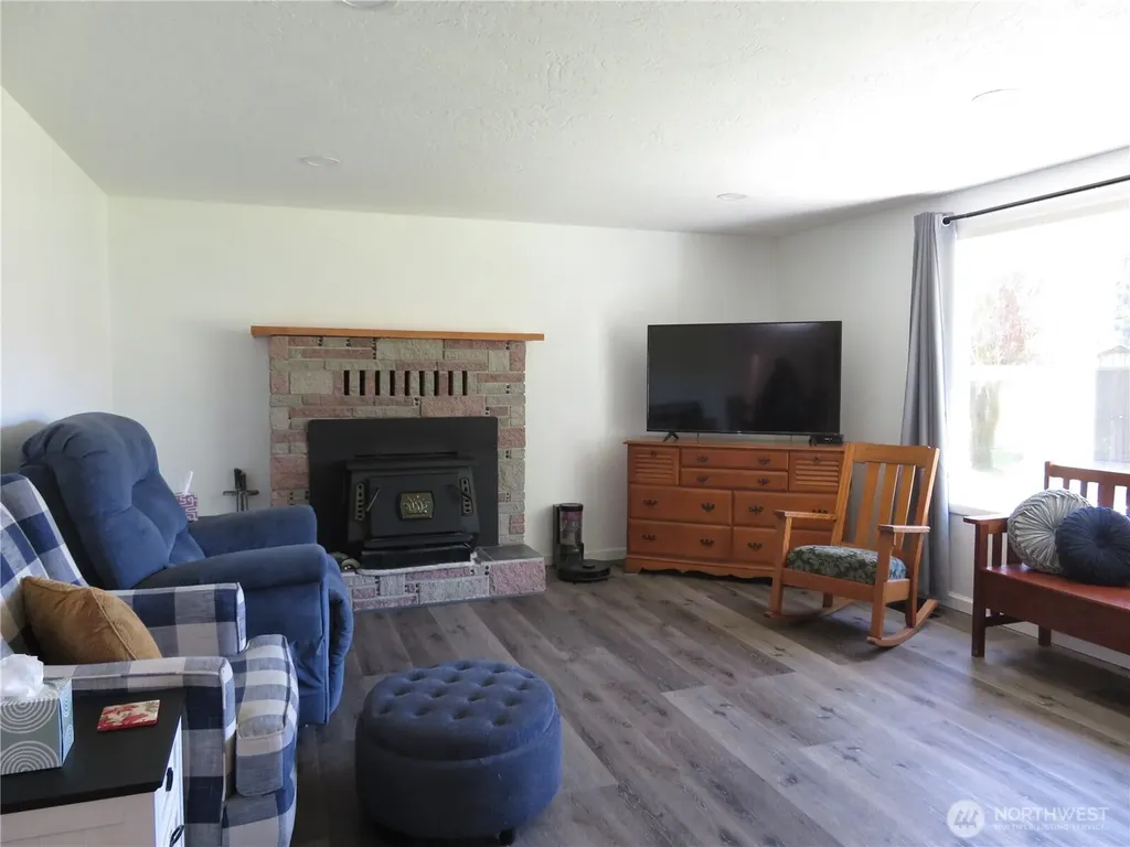 19 Linda Lane Montesano WA 98563
