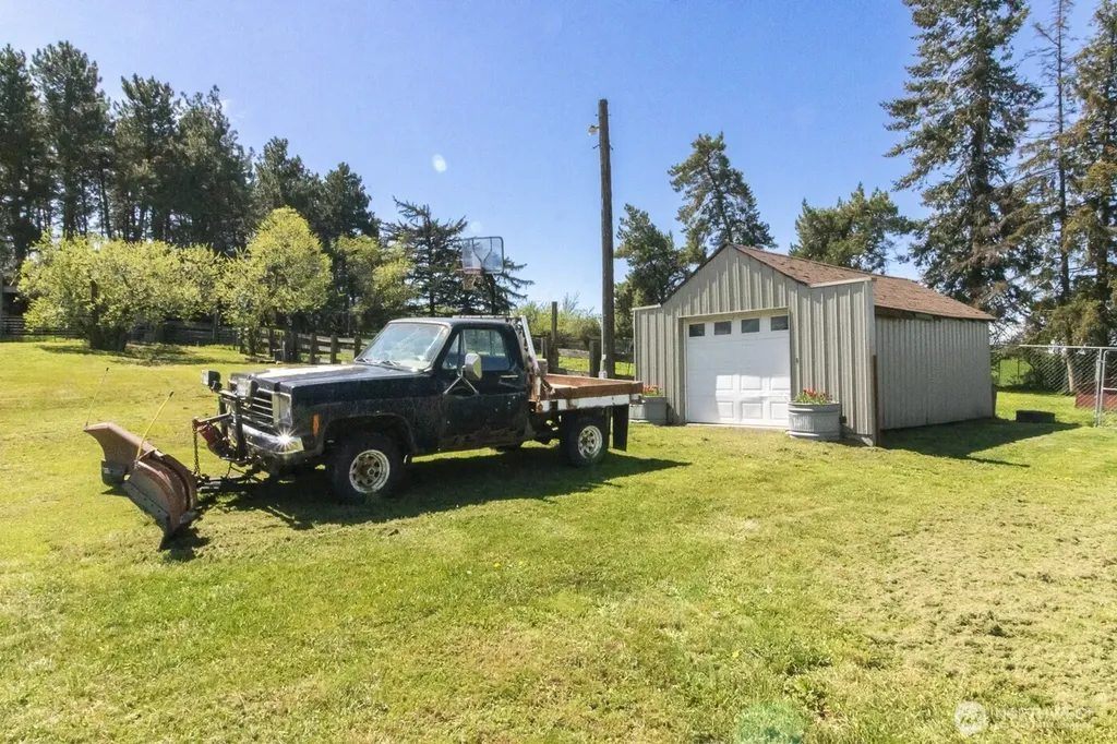 3001 Pullman Albion Road Pullman WA 99163
