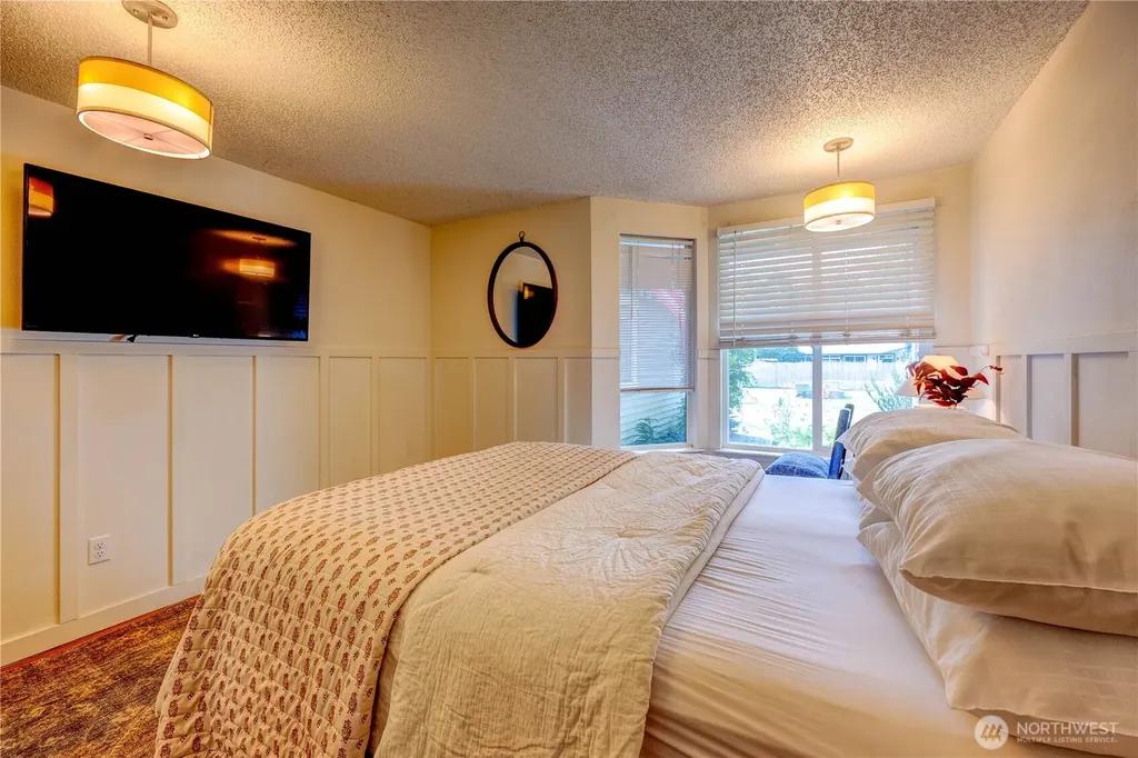 651 Malibu Drive SE Lacey WA 98503