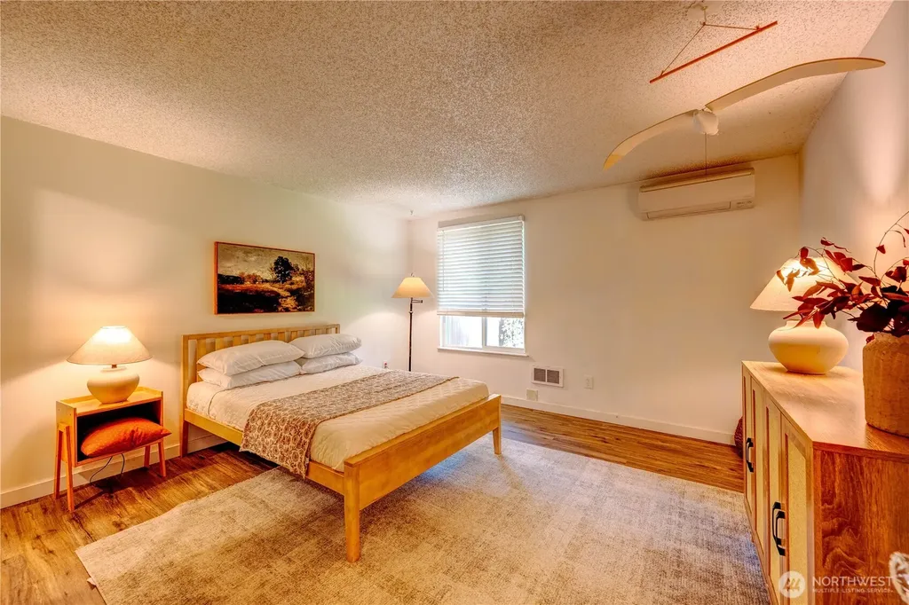 651 Malibu Drive SE Lacey WA 98503