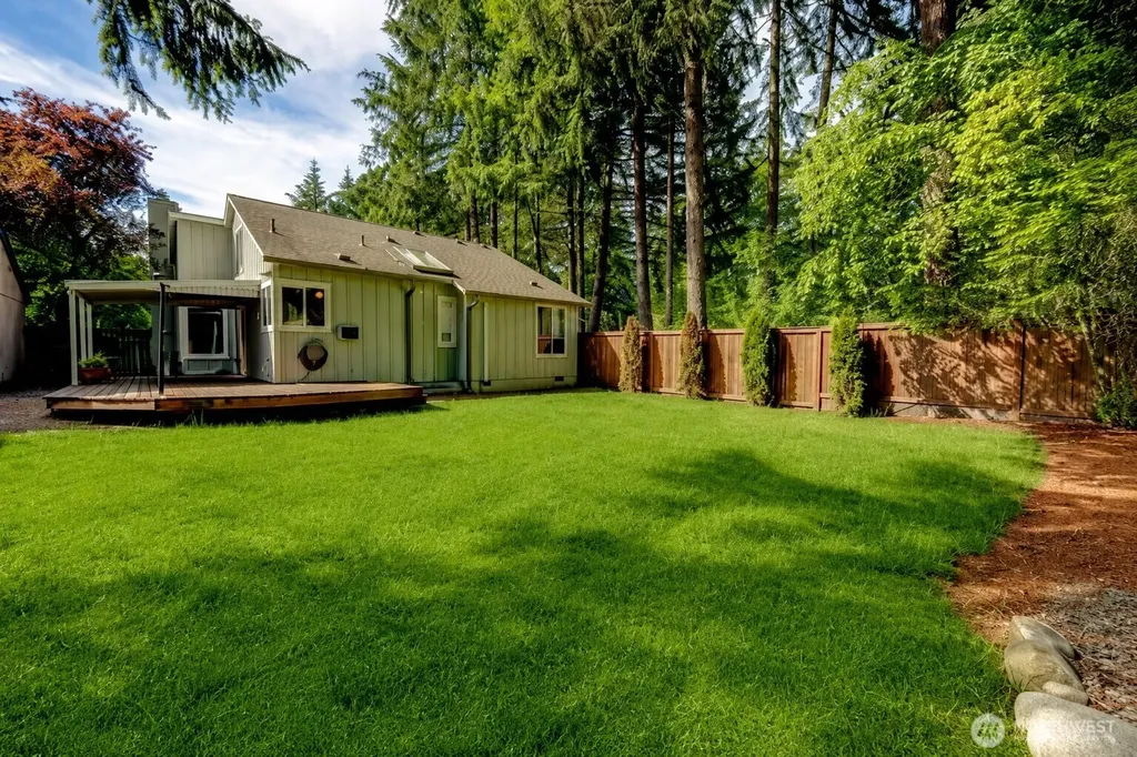 651 Malibu Drive SE Lacey WA 98503