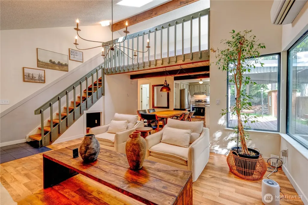 651 Malibu Drive SE Lacey WA 98503