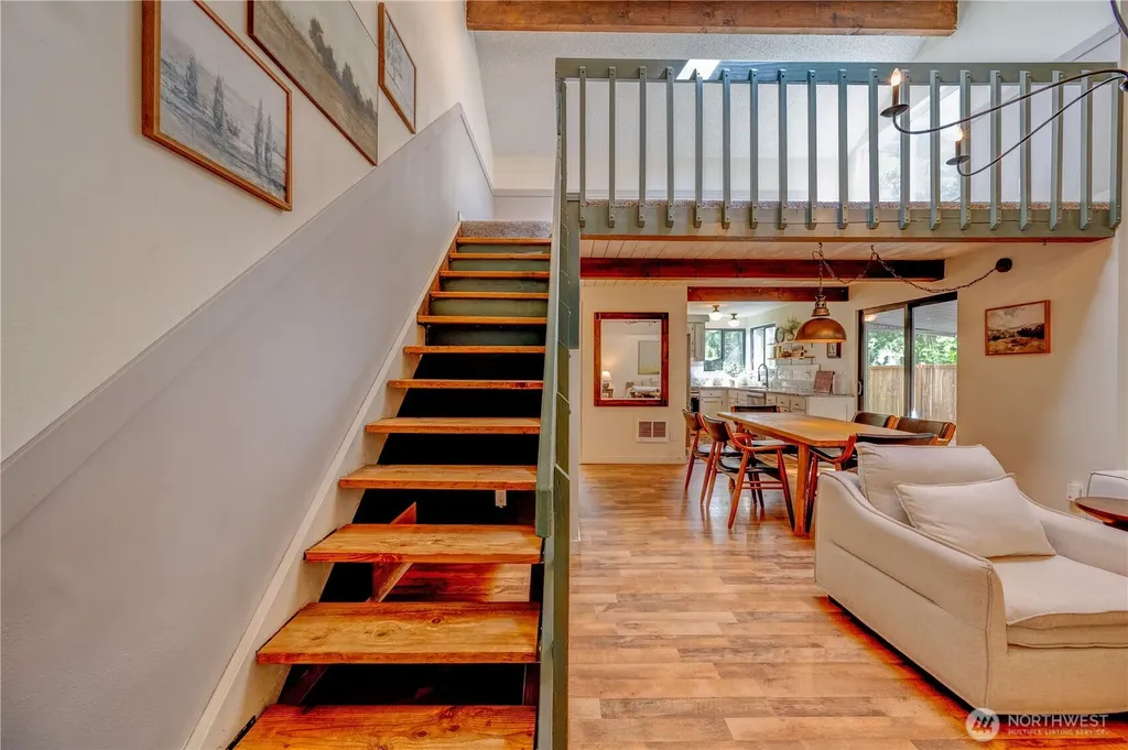 651 Malibu Drive SE Lacey WA 98503