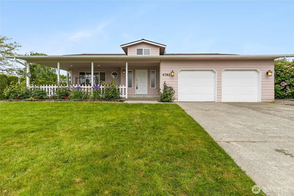 4792 N Golf Course Drive Blaine WA 98230