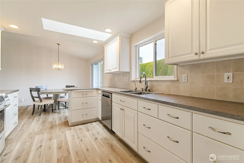 4792 N Golf Course Drive Blaine WA 98230