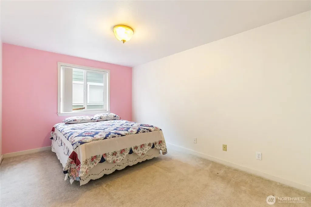 4792 N Golf Course Drive Blaine WA 98230