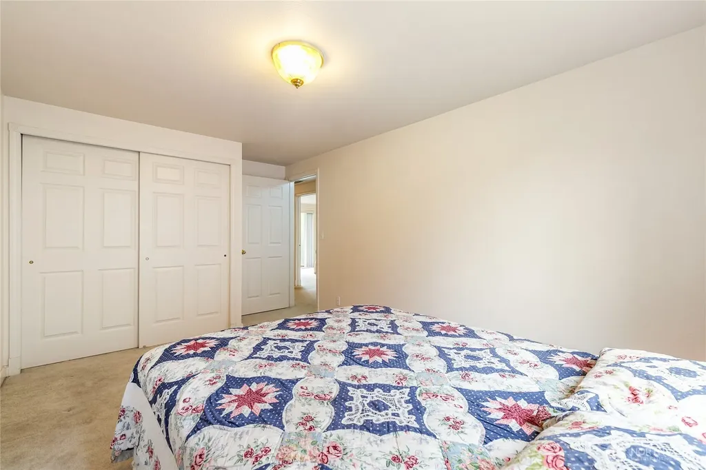 4792 N Golf Course Drive Blaine WA 98230