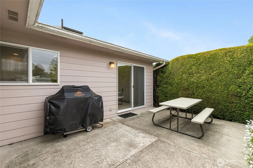 4792 N Golf Course Drive Blaine WA 98230