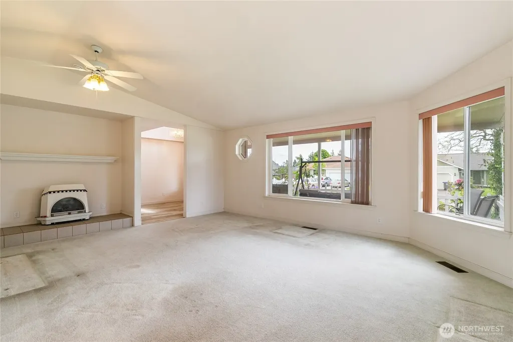 4792 N Golf Course Drive Blaine WA 98230