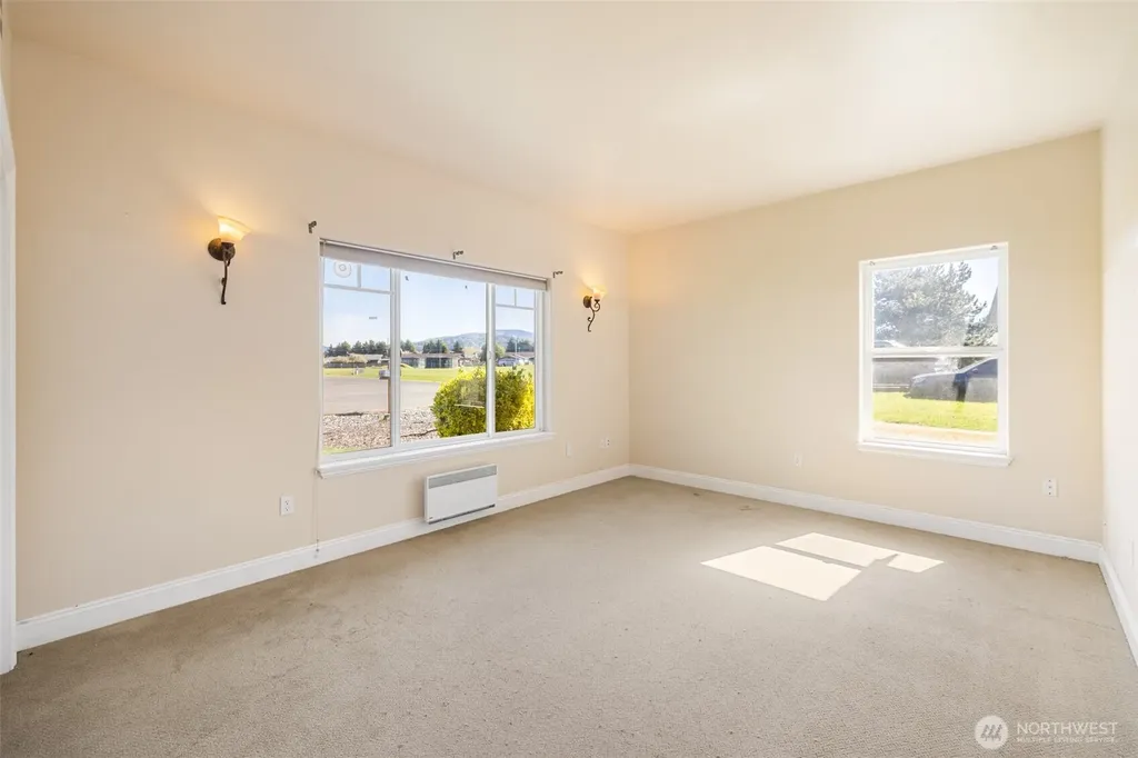 163 Mariners Drive Sequim WA 98382