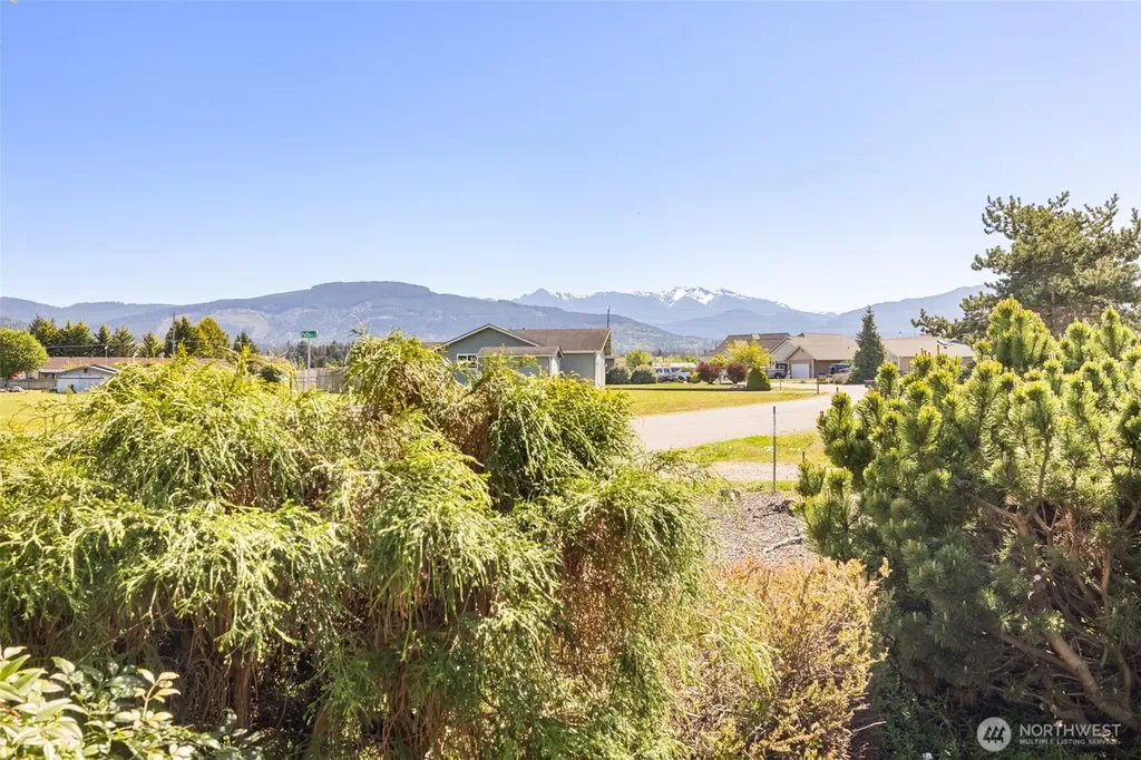 163 Mariners Drive Sequim WA 98382