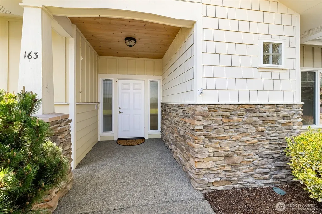 163 Mariners Drive Sequim WA 98382