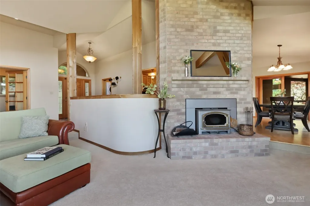 4802 92nd Avenue NW Gig Harbor WA 98332
