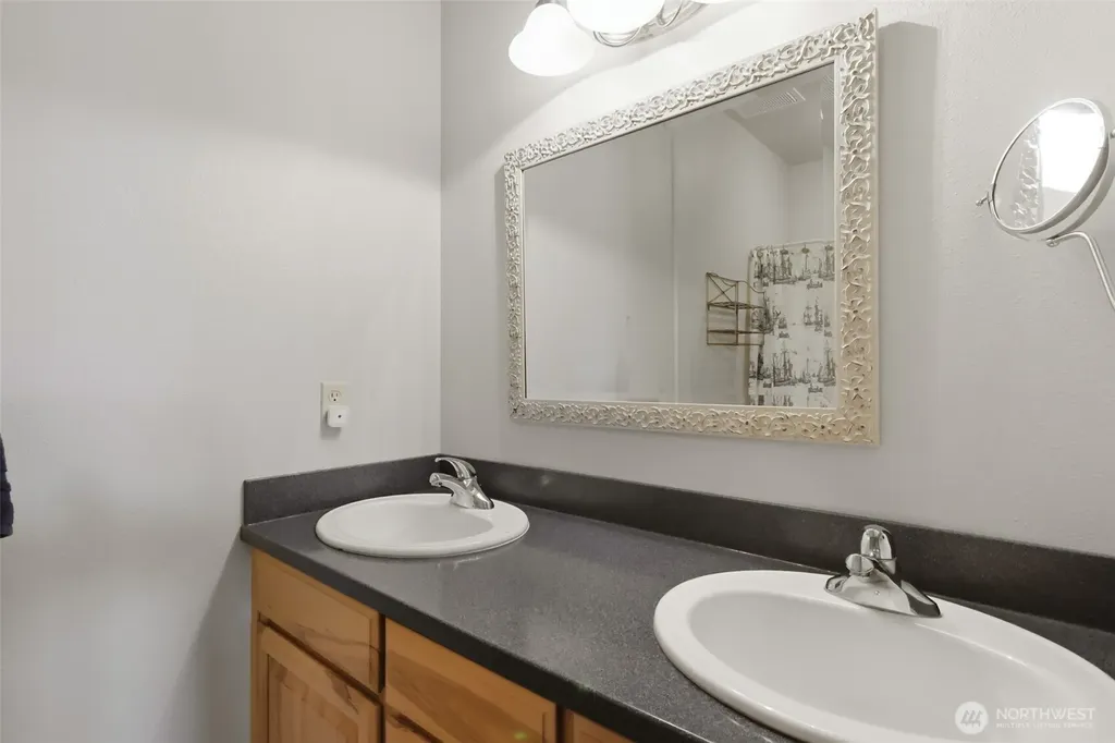4802 92nd Avenue NW Gig Harbor WA 98332