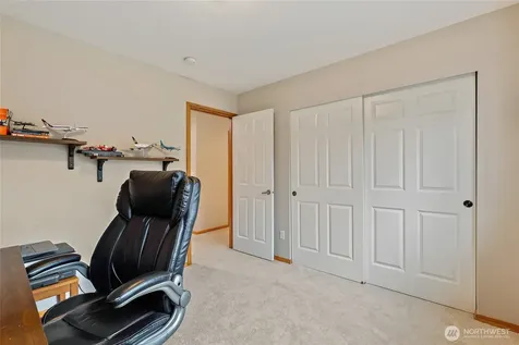 308 170th Place SE Bothell WA 98012