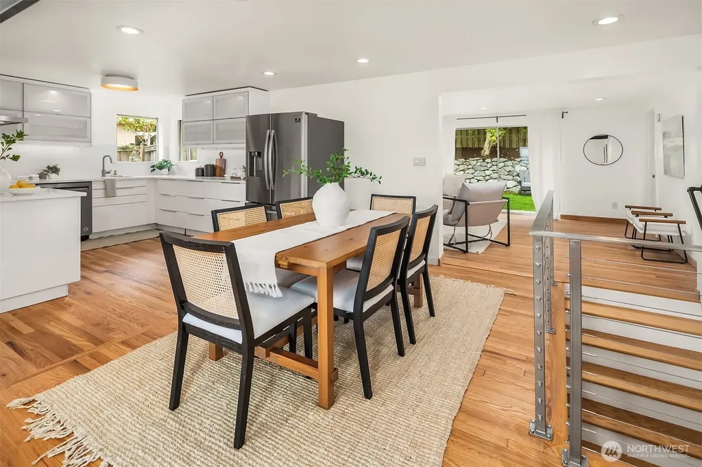 4934 Purdue Avenue NE Seattle WA 98105