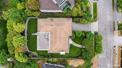 4934 Purdue Avenue NE Seattle WA 98105