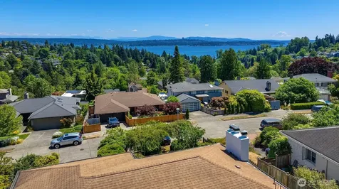 4934 Purdue Avenue NE Seattle WA 98105