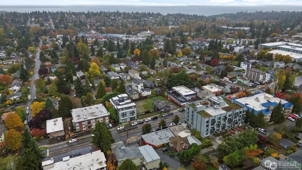 9716 Greenwood Avenue N Seattle WA 98103