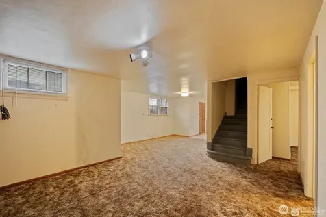 9716 Greenwood Avenue N Seattle WA 98103