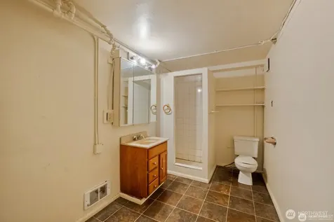 9716 Greenwood Avenue N Seattle WA 98103