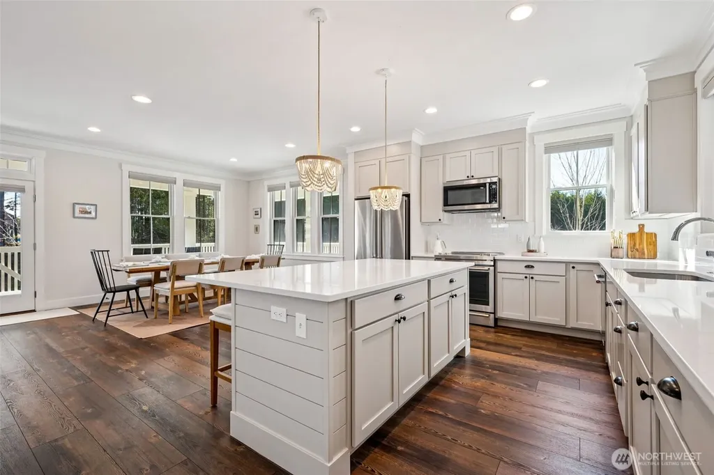 421 E Compass Street Pacific Beach WA 98571